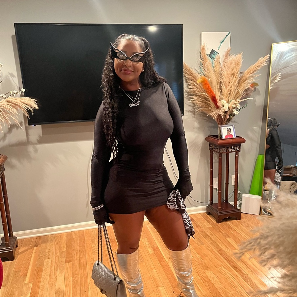 Black Dress and gloves